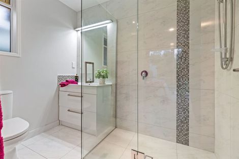 Photo of property in 19 Double Bay Road, Pyes Pa, Tauranga, 3112