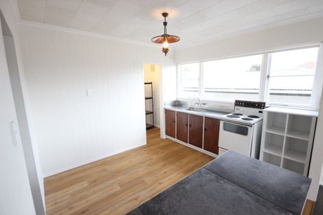 Photo of property in 48 Sheffield Street, Awapuni, Palmerston North, 4412