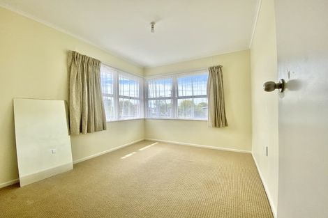 Photo of property in 25 Clayton Road, Manurewa, Auckland, 2102