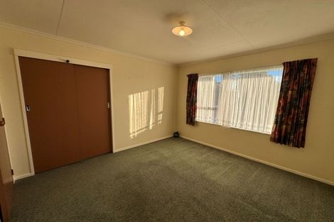 Photo of property in 15 Hillcrest Drive, Kelvin Grove, Palmerston North, 4414