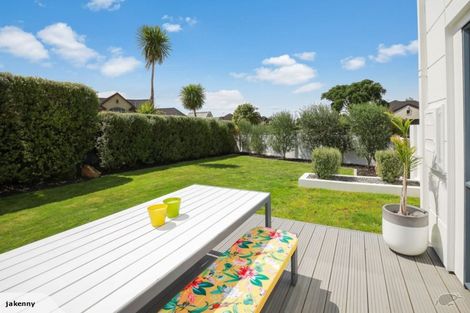 Photo of property in 35 Keswick Crescent, Huntington, Hamilton, 3210