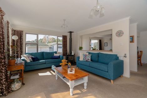 Photo of property in 2 Sydney Crescent, Raumati South, Paraparaumu, 5032