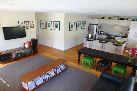Photo of property in 6 Nelson Avenue, Northcote Point, Auckland, 0627