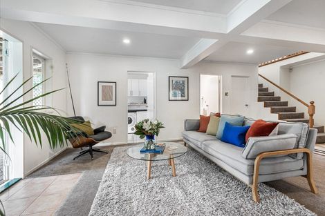 Photo of property in 32 Hastings Parade, Devonport, Auckland, 0624