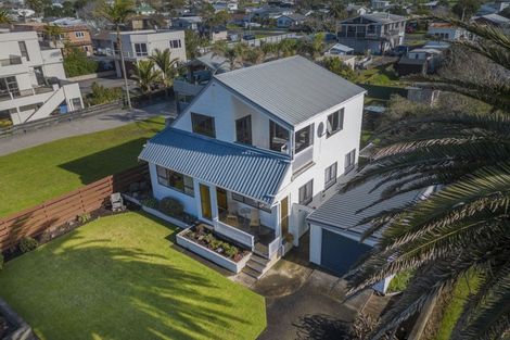 Photo of property in 74 Buffalo Beach Sh25 Road, Whitianga, 3510