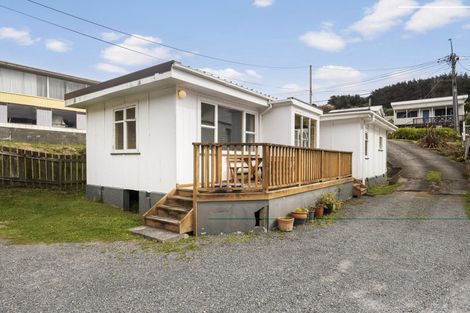 Photo of property in 50 Happy Valley Road, Owhiro Bay, Wellington, 6023
