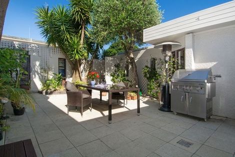 Photo of property in 52 Corinna Street, Welcome Bay, Tauranga, 3112