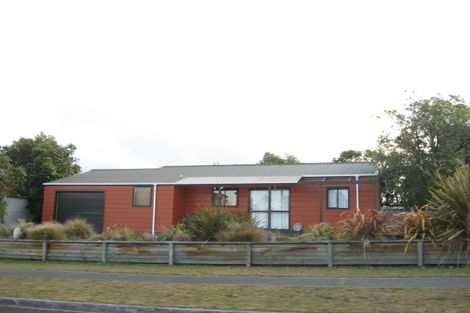 Photo of property in 13 Te Waaka Terrace, Kuratau, Turangi, 3381