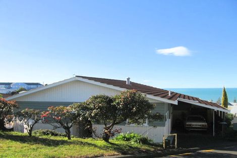 Photo of property in 12 Sealy Road, Bluff Hill, Napier, 4110