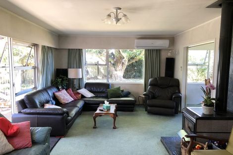 Photo of property in 19 Cascades Road, Pakuranga Heights, Auckland, 2010