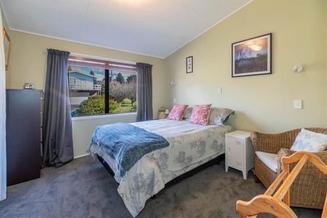 Photo of property in 2 Taiporutu Place, Springfield, Rotorua, 3015