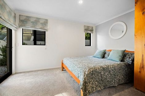 Photo of property in 62 Oregon Drive, Kelvin Heights, Queenstown, 9300