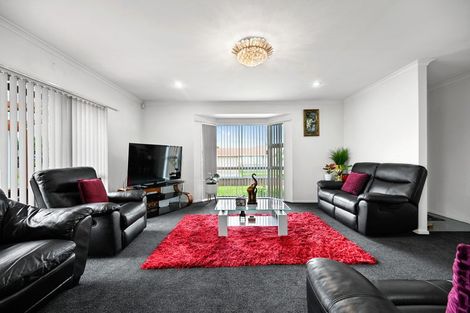 Photo of property in 2 Shannon Place, Nawton, Hamilton, 3200