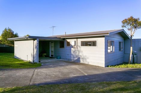 Photo of property in 2/6 Shera Street, Acacia Bay, Taupo, 3330