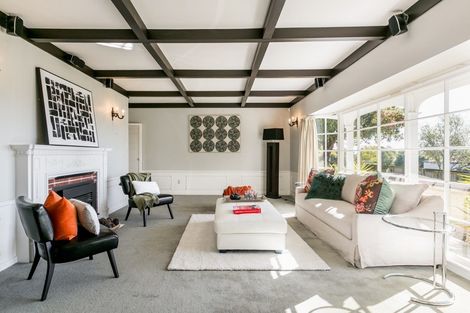 Photo of property in 40 Tauroa Road, Havelock North, 4130