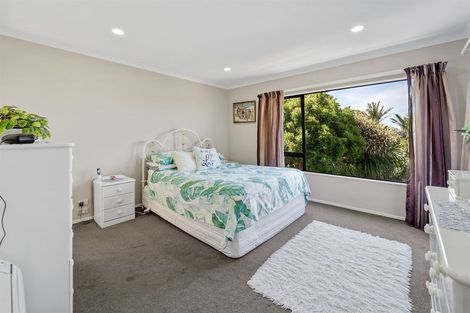 Photo of property in 63 Kensington Terrace, Gulf Harbour, Whangaparaoa, 0930