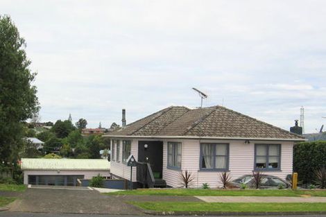 Photo of property in 31 Riverhills Avenue, Pakuranga Heights, Auckland, 2010
