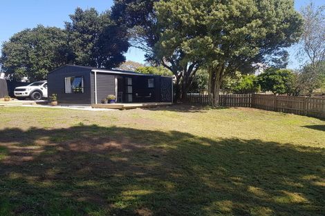 Photo of property in 19a Leaming Place, Clarks Beach, 2122