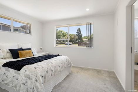 Photo of property in 12 Albemarle Place, Massey, Auckland, 0614