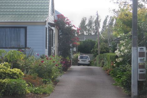 Photo of property in 2/125 Shakespeare Road, Milford, Auckland, 0620