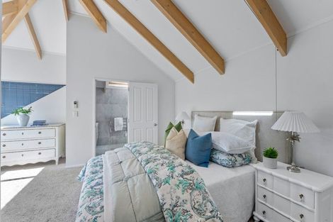 Photo of property in 154a Nile Road, Milford, Auckland, 0620