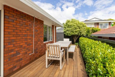 Photo of property in 1a Compass Place, Te Atatu Peninsula, Auckland, 0610