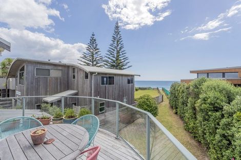 Photo of property in 56 Paku Drive, Tairua, 3508
