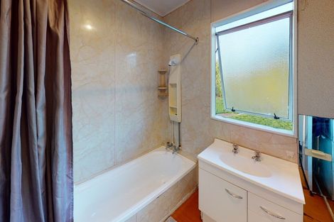 Photo of property in 20 Grenville Street, Levin, 5510