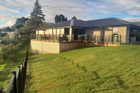 Photo of property in 11 Godwit Lane, Welcome Bay, Tauranga, 3112