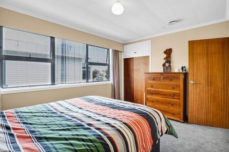 Photo of property in 18 Saxton Road, Upper Vogeltown, New Plymouth, 4310