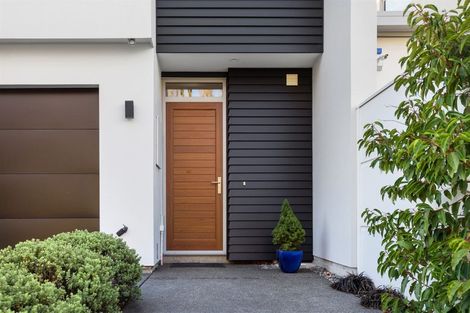 Photo of property in 15 Seager Lane, Hillmorton, Christchurch, 8024