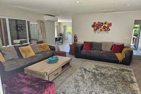 Photo of property in 17 Brandon Road, Manly, Whangaparaoa, 0930