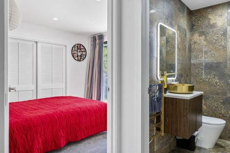 Photo of property in 5 Grandview Lane, Acacia Bay, 3385