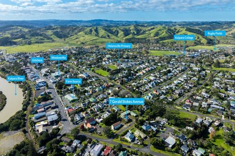 Photo of property in 1/7 Gerald Stokes Avenue, Helensville, 0800
