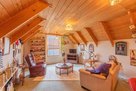 Photo of property in 3 Saint Marys Road, Waipukurau, 4200