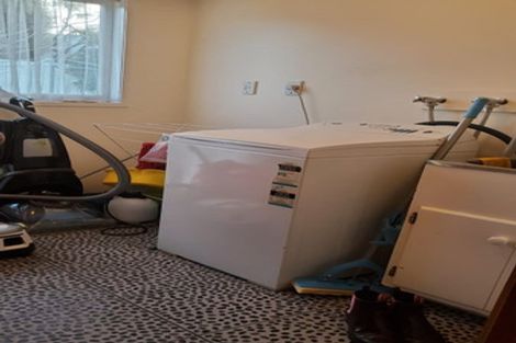 Photo of property in 34 Oliver Road, Eastern Beach, Auckland, 2012