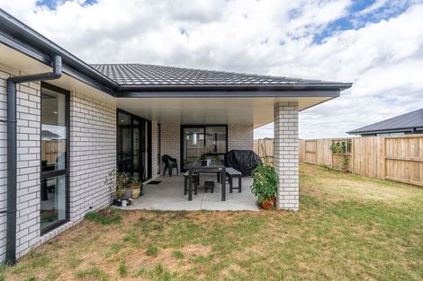 Photo of property in 5 Kimbrae Drive, Rototuna North, Hamilton, 3210