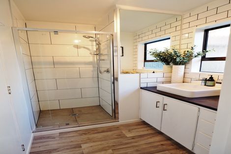 Photo of property in 10b Stirling Grove, Greerton, Tauranga, 3112