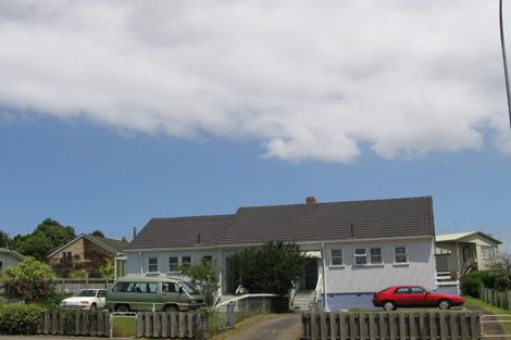Photo of property in 1563 Great North Road, Waterview, Auckland, 1026