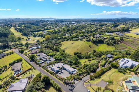 Photo of property in 10 Access Heights, Kerikeri, 0230
