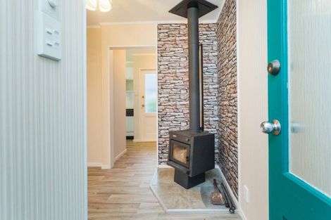 Photo of property in 32 Wyndham Street, Ashhurst, 4810