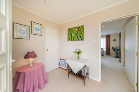 Photo of property in 100 Parnell Heights, Kelvin Grove, Palmerston North, 4414