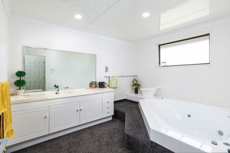 Photo of property in 6 Exeter Street, Waimate, 7924