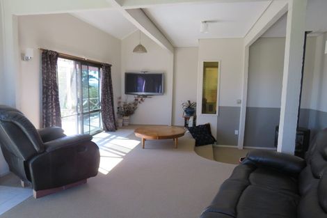 Photo of property in 127 Matakohe East Road, Matakohe, 0593