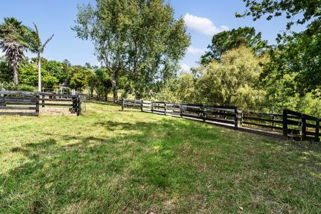 Photo of property in 1539 State Highway 16, Helensville, 0875