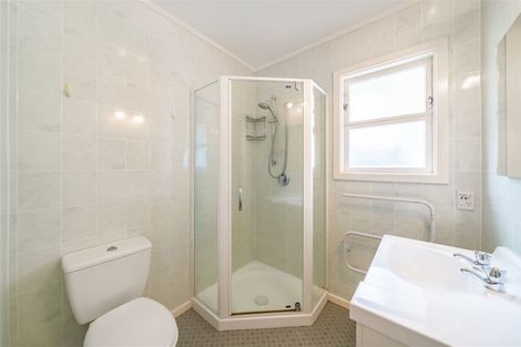 Photo of property in 19 Hall Grove, Ebdentown, Upper Hutt, 5018