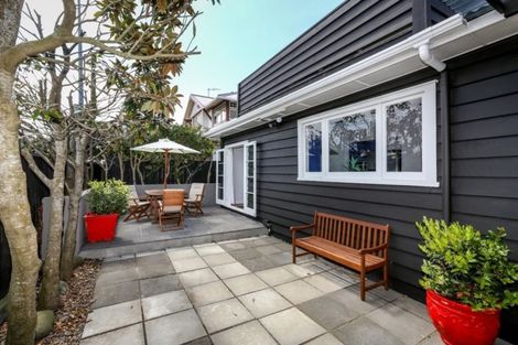 Photo of property in 153 Powderham Street, New Plymouth, 4310