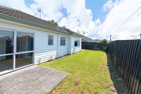 Photo of property in 87 Pooks Road, Ranui, Auckland, 0612