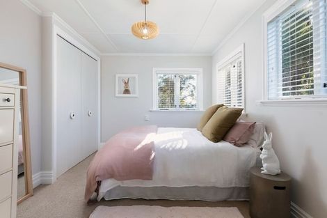 Photo of property in 81a Rangatira Road, Beach Haven, Auckland, 0626