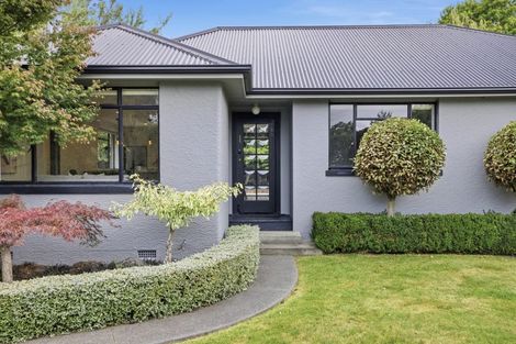 Photo of property in 8 Ardmore Place, Bishopdale, Christchurch, 8053